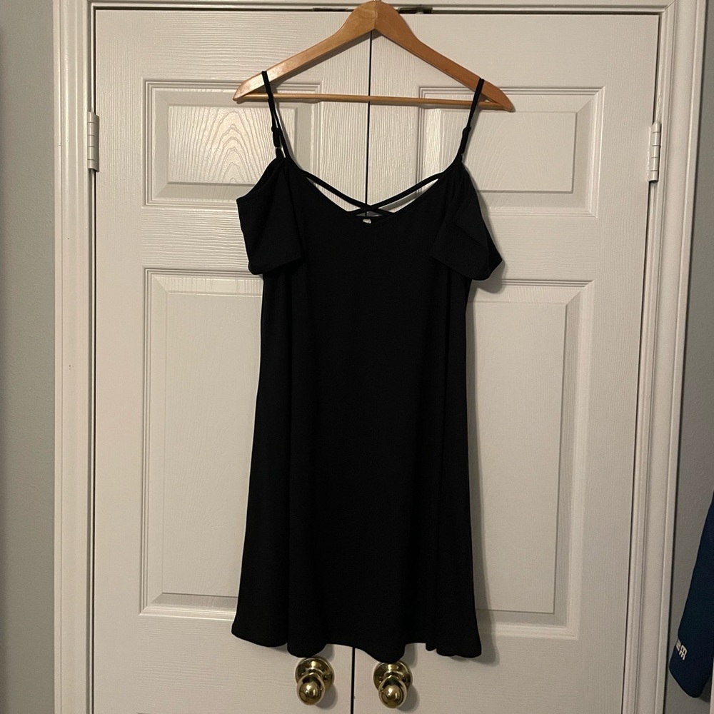 Mudd Off-Shoulder Tunic